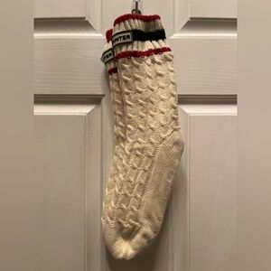NWT HUNTER WOMEN'S FLEECE LINED CABLE KNIT SLIPPER SOCKS- ONE SIZE